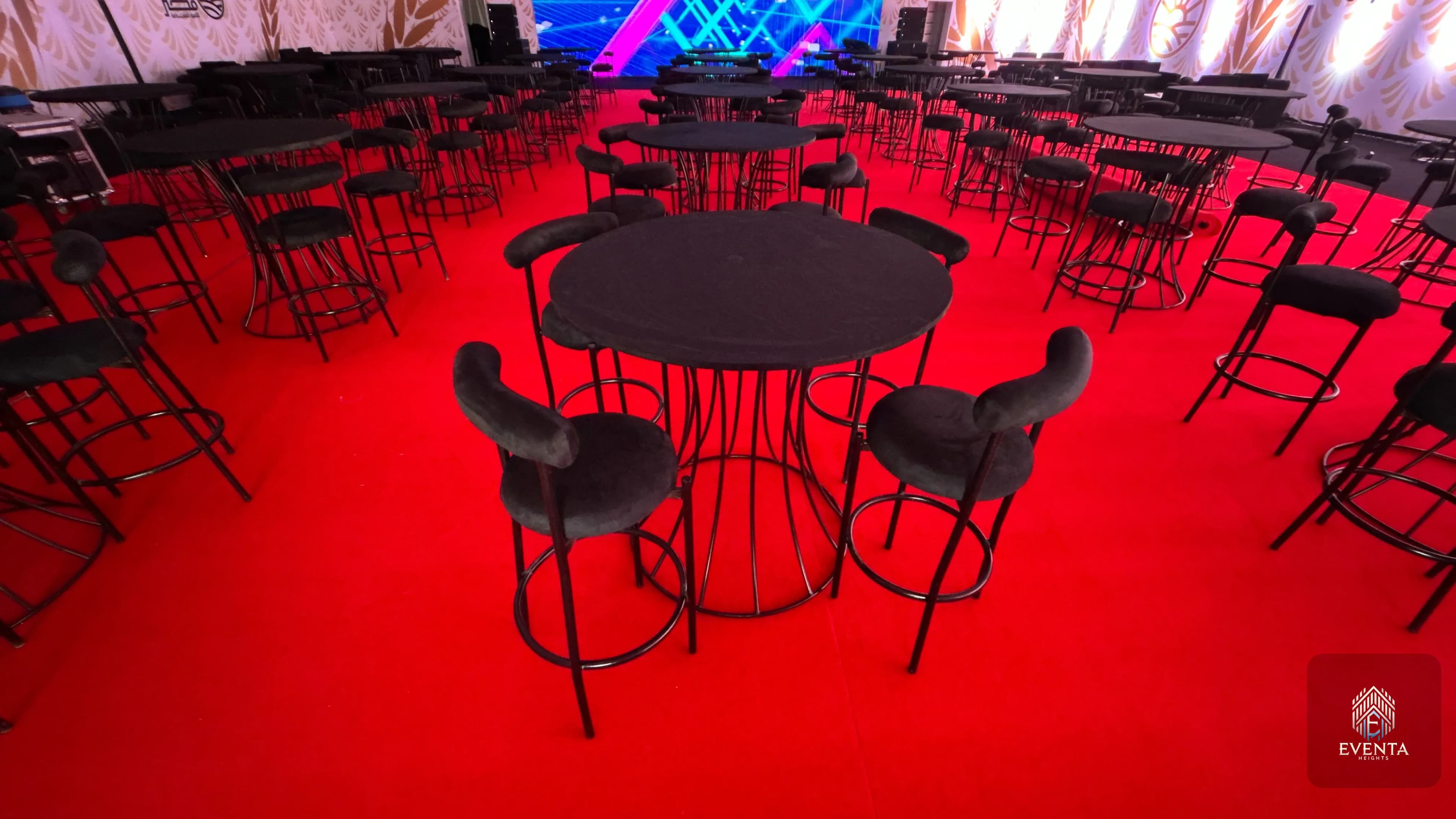 ترابيزة High Table دائرية